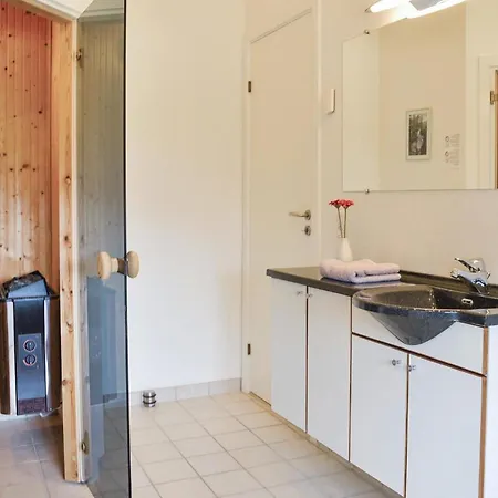 3 Bedroom Cozy In Ulfborg *