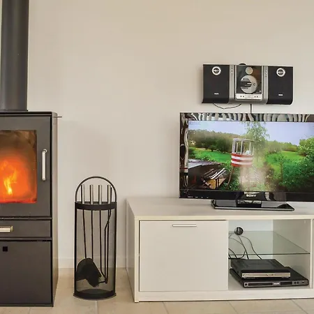 3 Bedroom Cozy In Ulfborg * Thorsminde