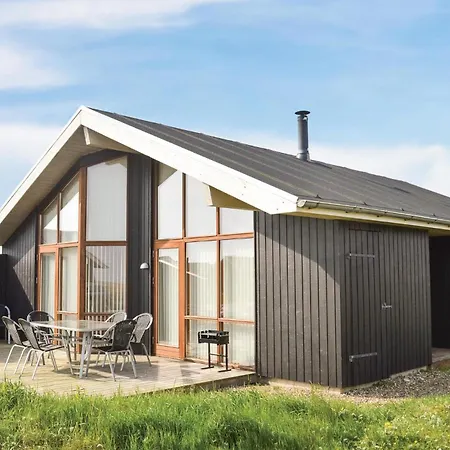 3 Bedroom Cozy In Ulfborg * Thorsminde